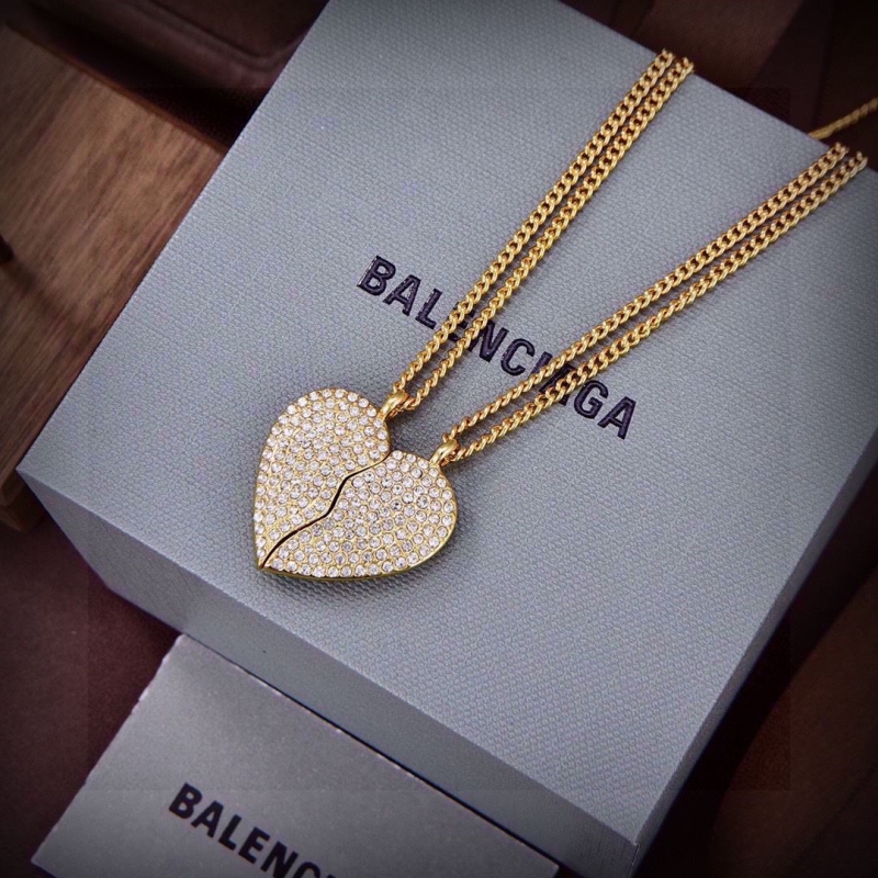 Ba1en*iaga necklaces